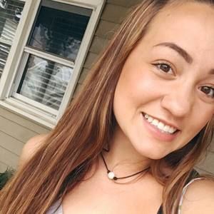 Meet your Posher, Alexandra